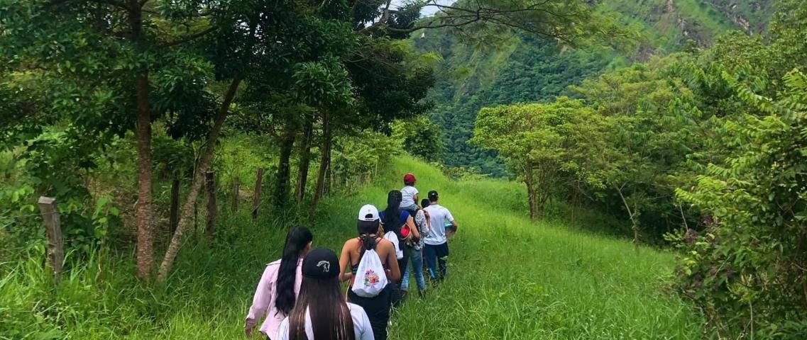 Termales de Morcote Paya Boyacá caminata